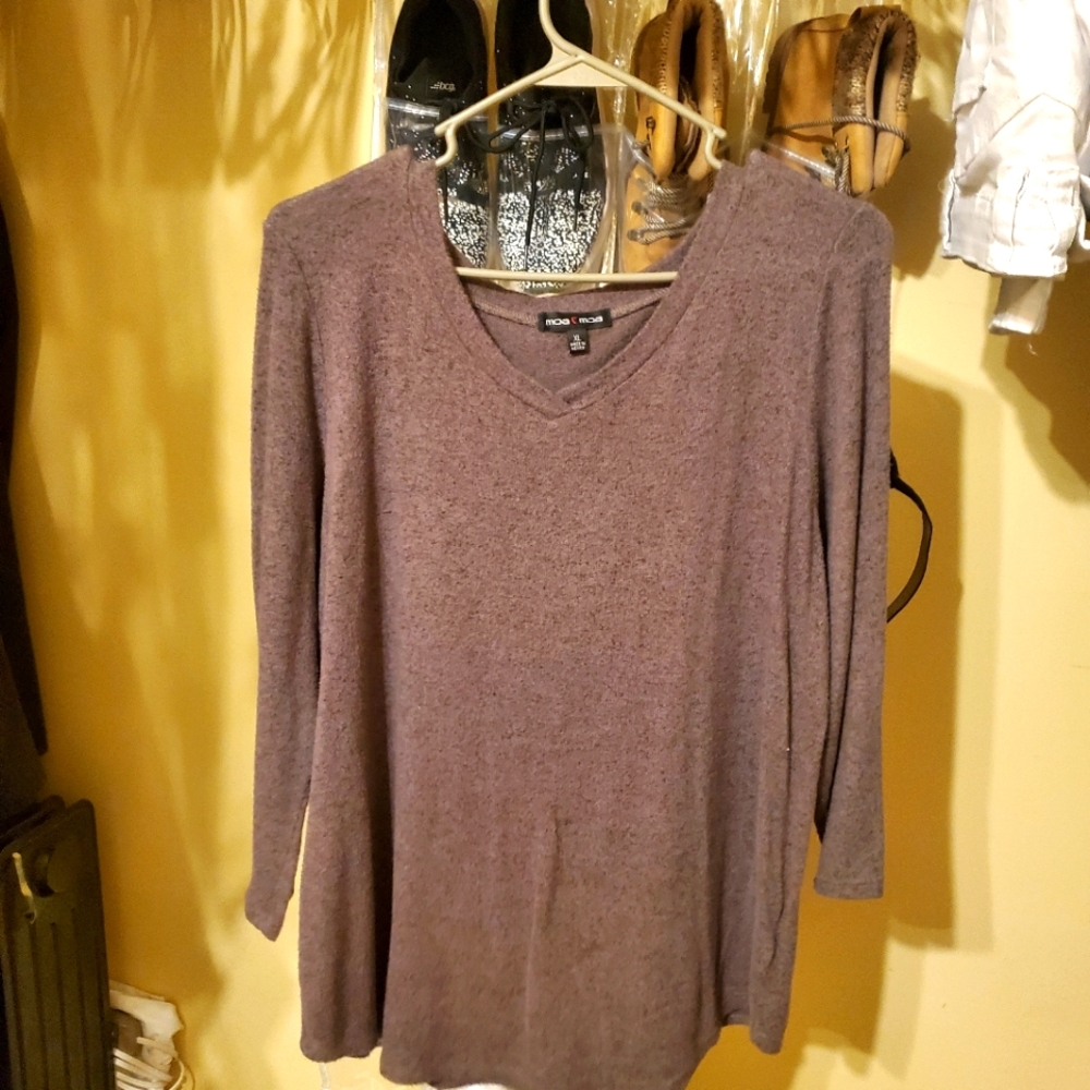 Long sleeve soft shirt